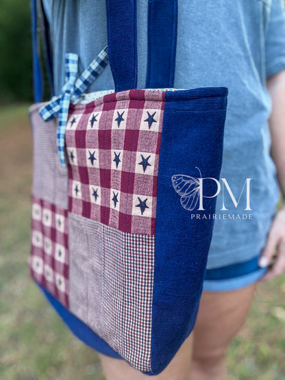 Timeless Tote: Patriotic Primitive (M)
