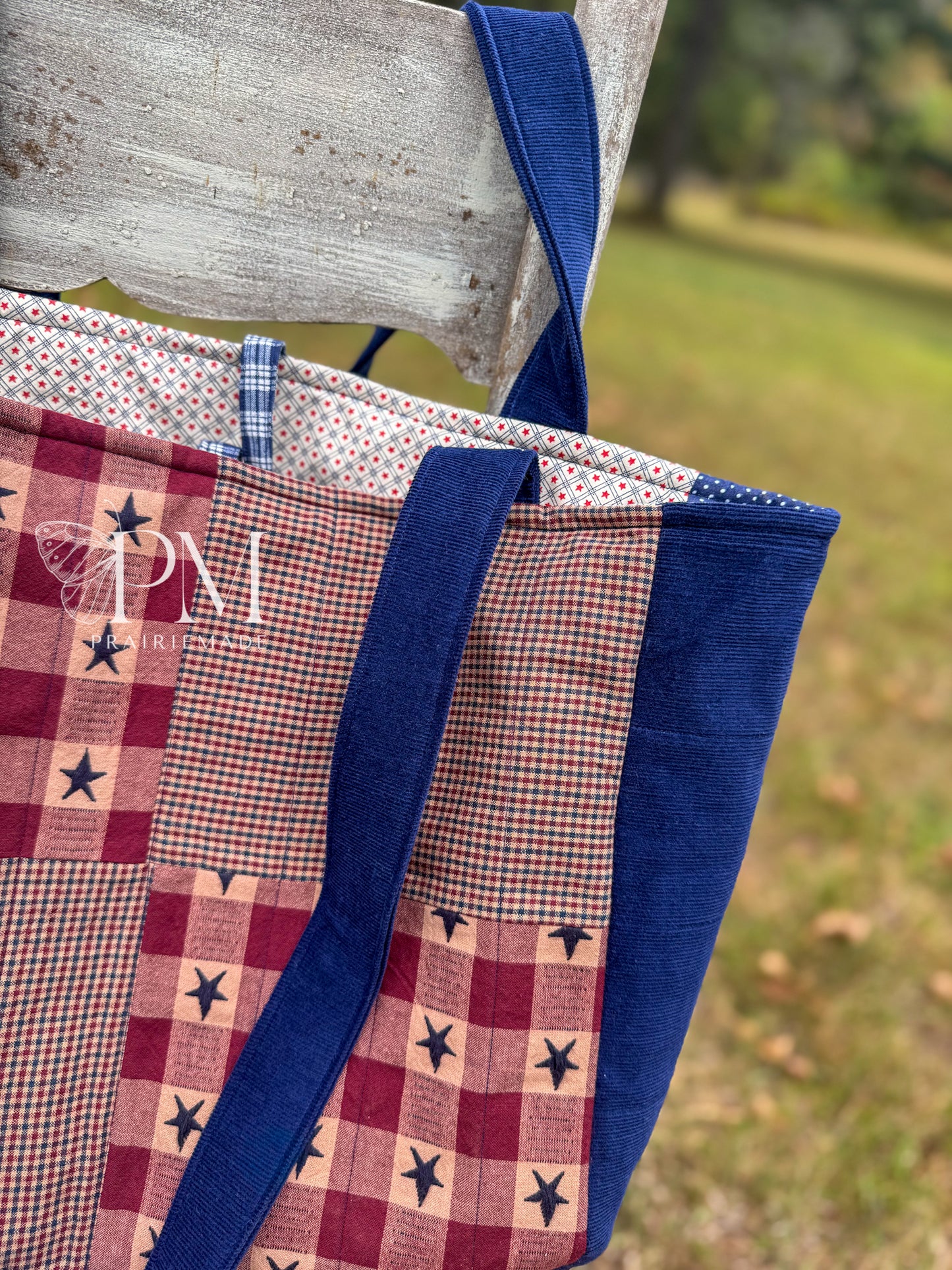 Timeless Tote: Patriotic Primitive (M)